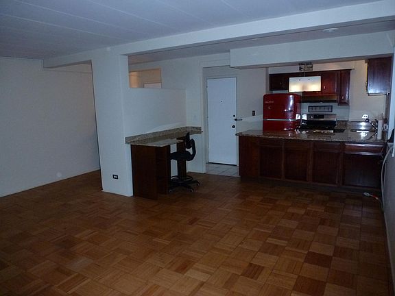 3rd image of 7210 Oak Ave APT 1SE