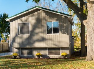 400 W Main St, Durand, MI