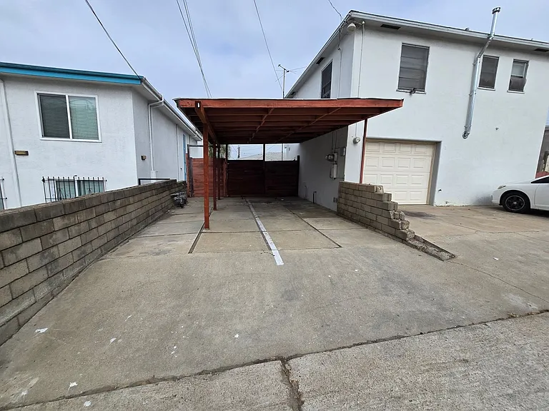 Morena Blvd. 2827-2831 — Photo 12
