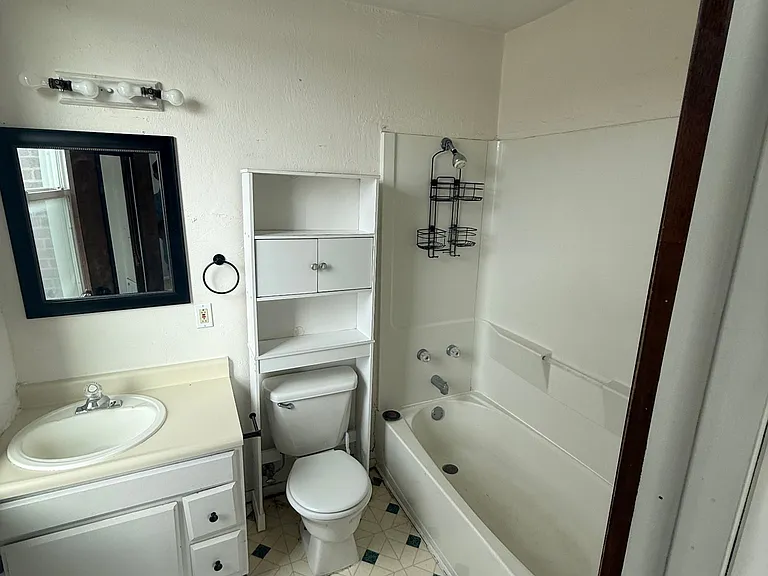 30 College Ave #203 — Photo 4