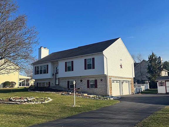 2nd image of 26 Rye Ln