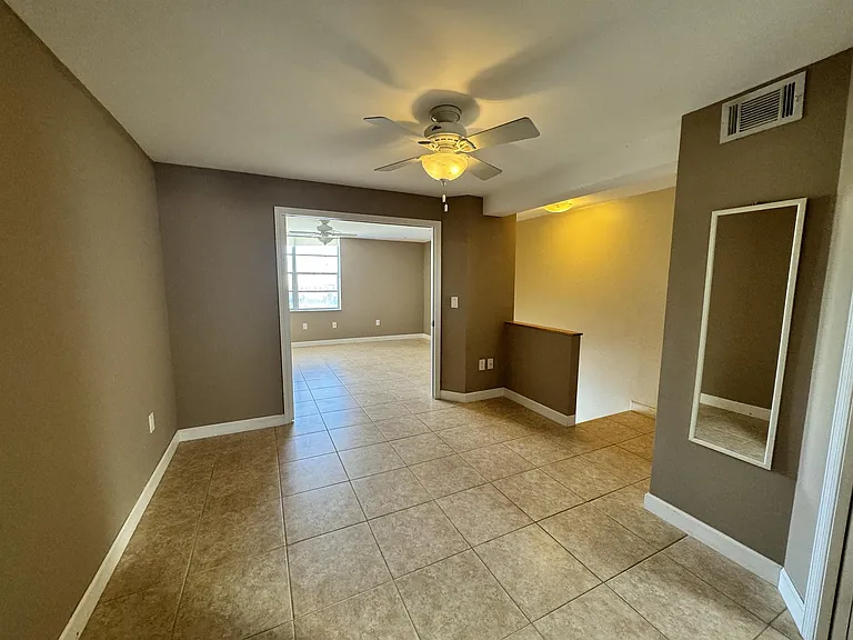 17800 Atlantic Blvd #Penthouse 1-15 — Photo 7