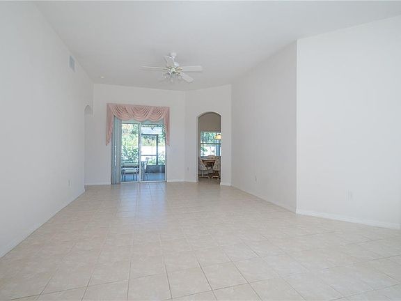 3rd image of 2429 Huron Cir
