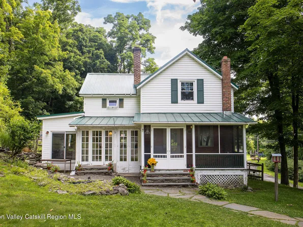 390 Water Street Road, Hudson, NY 12534
