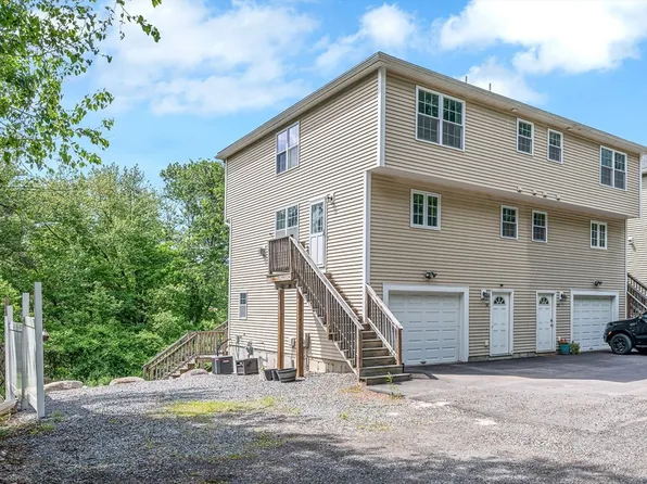 18 Bartlett Ave #18, Chelmsford, MA 01824