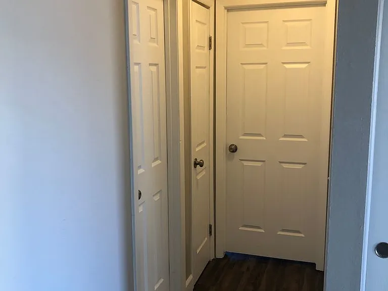 Top Unit Available! 2 Bed 1 Bath Condo — Photo 13