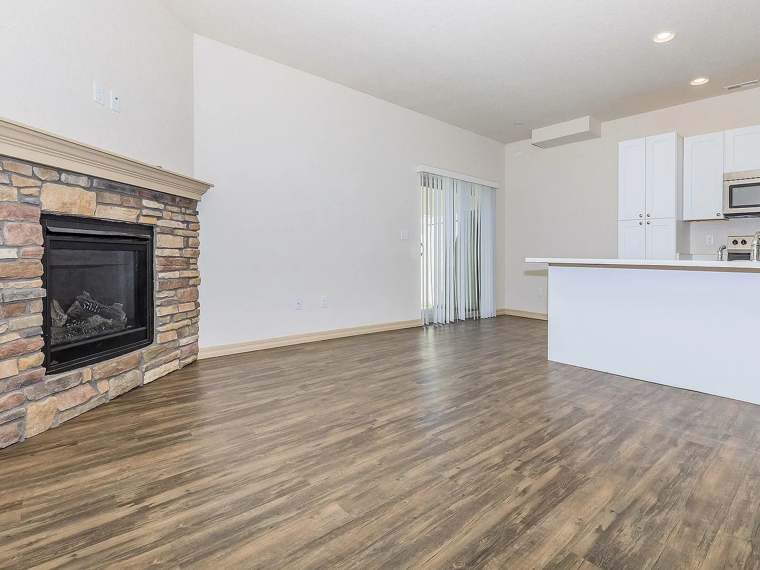 Residence at Stratmoor — Photo 1