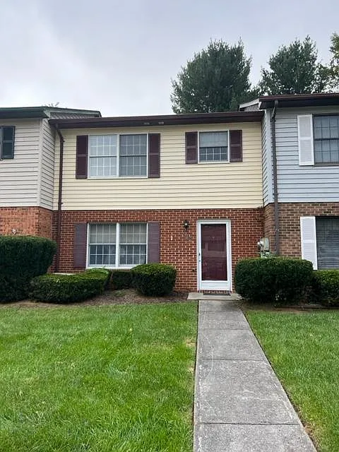 104 Franklin Parke Ct