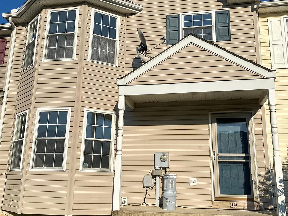 39 Argon Dr