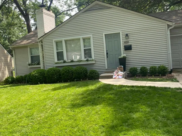 4511 W 72nd St, Prairie Village, KS 66208