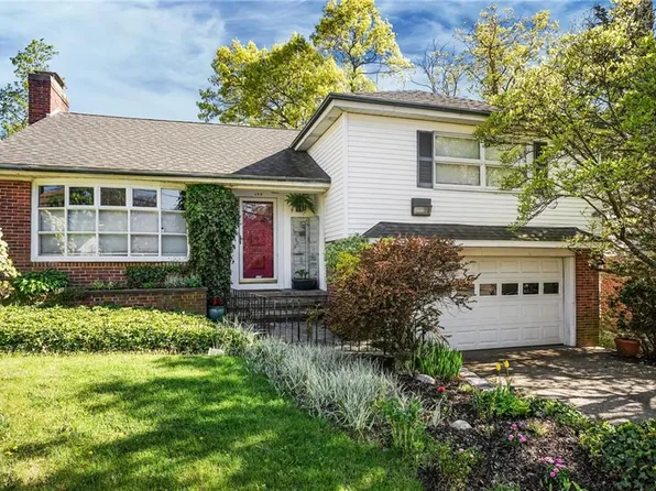 150 Ridge St, Pawtucket, RI 02860