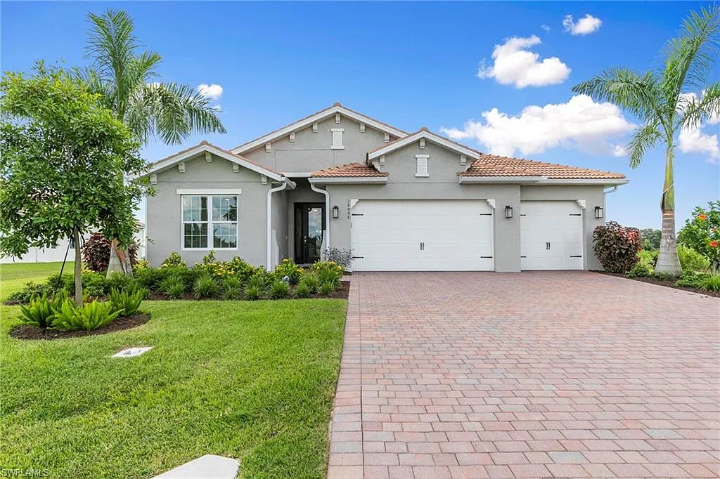 3 bed, 4.0 bath, 2246 sqft, $5,750 — Photo 2