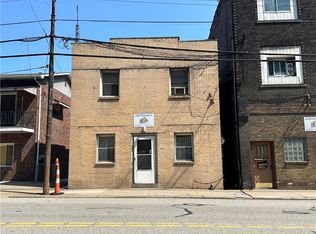 926 Island Ave, Mc Kees Rocks, PA 15136