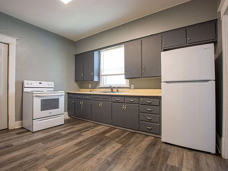 2123 Washington St — Photo 10