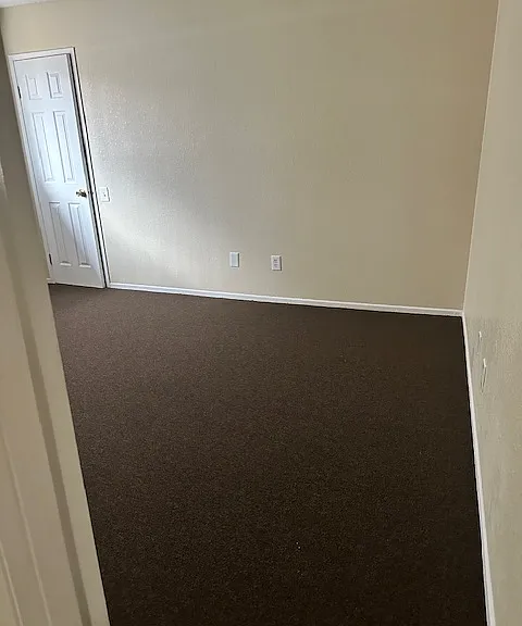 Del Rosa Palms Apartments — Photo 3