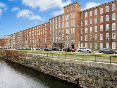 240 Jackson St APT 609, Lowell, MA, 01852