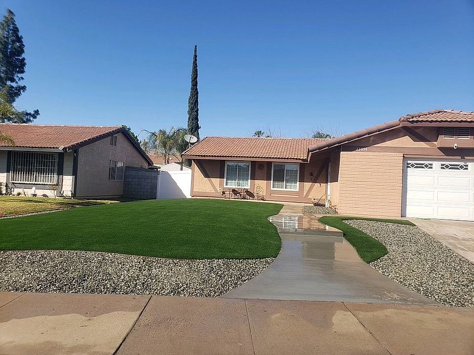 1st image of 23954 Deerfern Ave