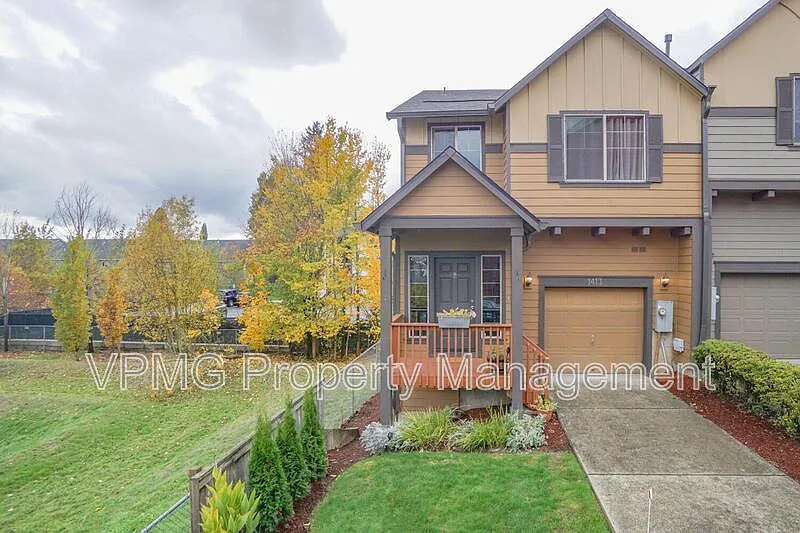 4 bed, 2.5 bath, 2184 sqft, $2,295 — Photo 1