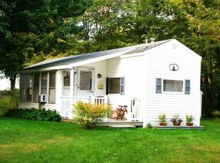 12 Trafton St, Wells, ME 04090