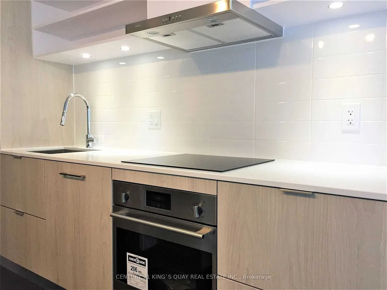 2 bed, $2,500 — Photo 3