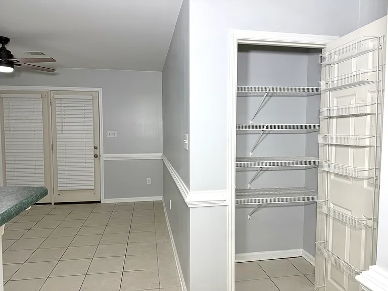 476 Connemara Trl — Photo 7