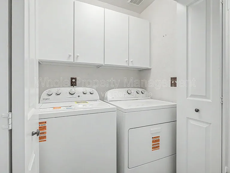 3884 Red Deer Trl — Photo 28