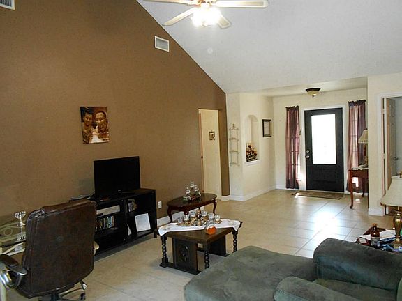 2nd image of 5710 Village Arbour Dr