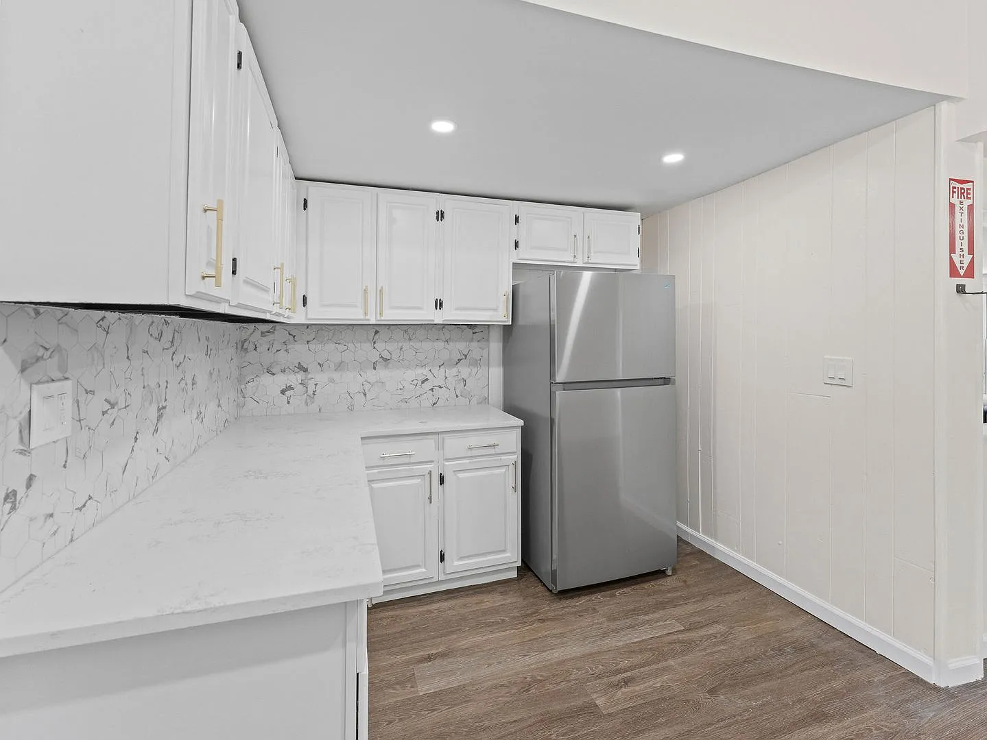Beautifully Updated 3-Bedroom Home with Spacious Yard & Driveway in Pine Hill — Photo 2