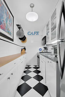 Sold by Compass | media 4