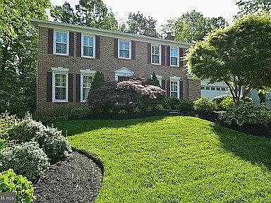 2nd image of 4406 Berwick Pl