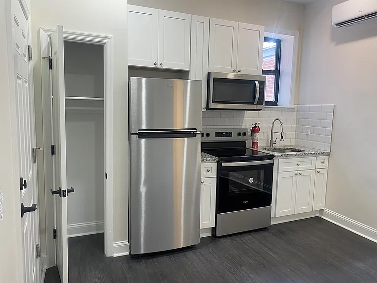 2226 Spruce St #3B — Photo 1