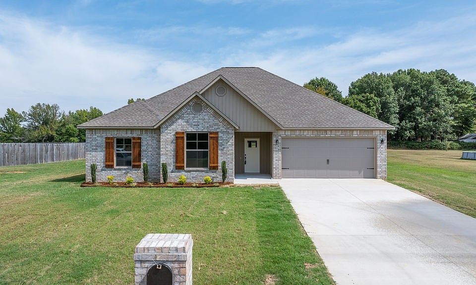 1st image of 117 Jewel Dr