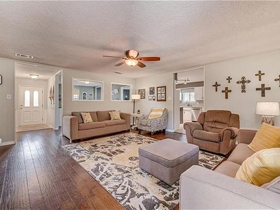 5th image of 2940 Harvest Hill Dr