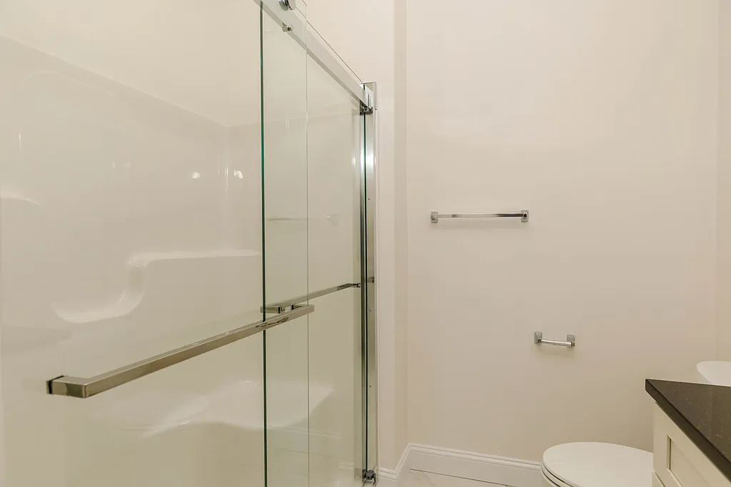 2 bed, 1009 sqft, $2,700 — Photo 4