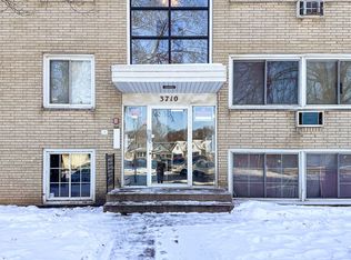 Relax in Style: Discover our Minneapolis Bedroom Haven on Minnehaha Avenue, Minneapolis, MN 55406