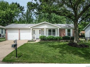 84 Julie Ln, Saint Peters, MO
