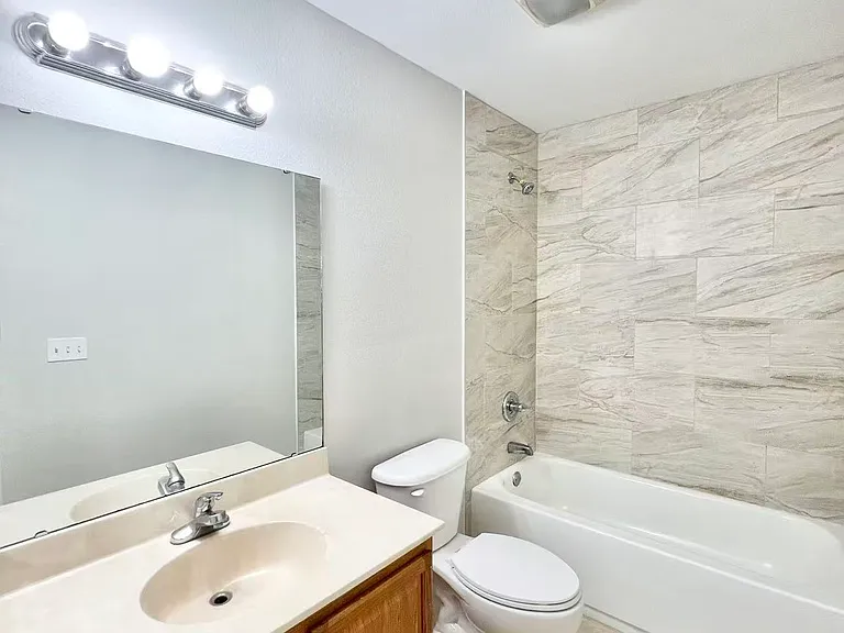 4403 Sherwood Forest Dr — Photo 19