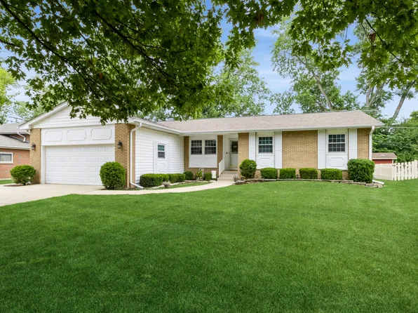 639 N Stephen Dr, Palatine, IL 60067