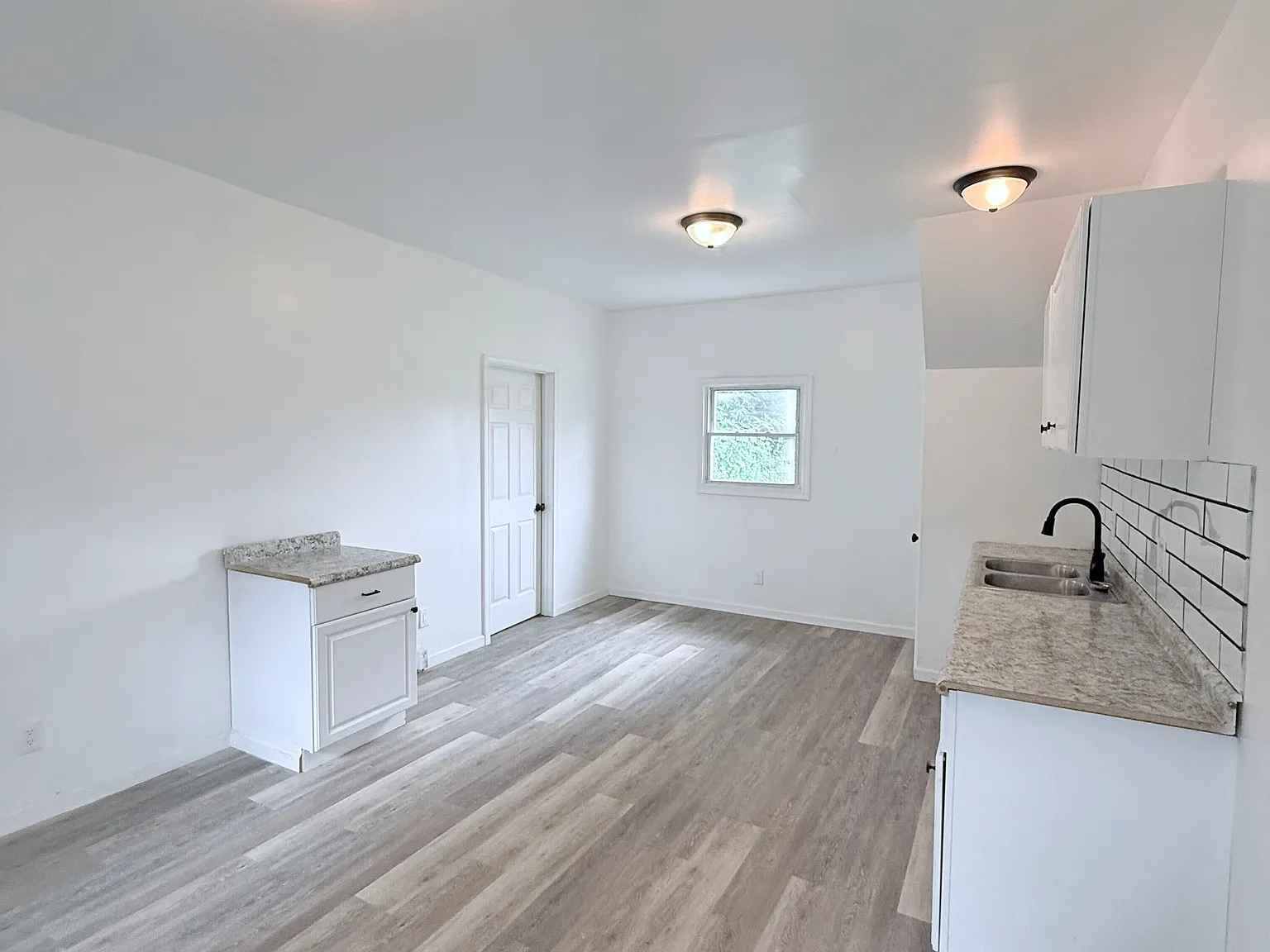 3 bed, 1443 sqft, $1,495 — Photo 4