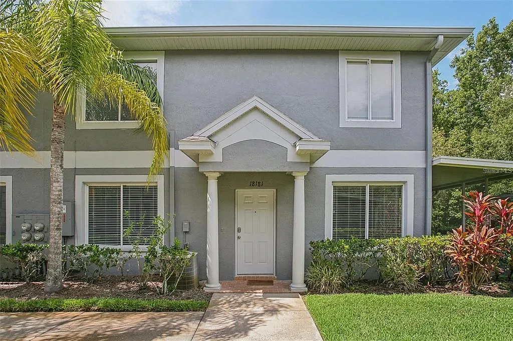 3 bed, 2.5 bath, 1364 sqft, $800 — Photo 1