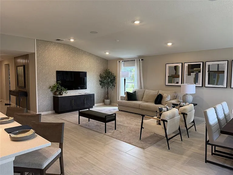 2602 Lola Ln — Photo 18