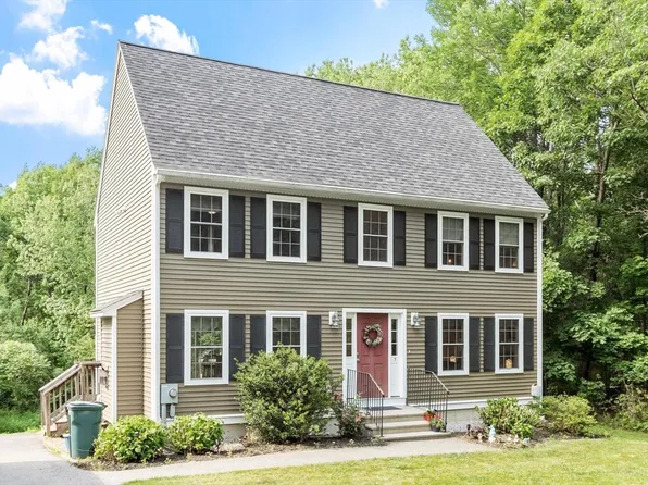3 Sydney Ln, Westford, MA 01886