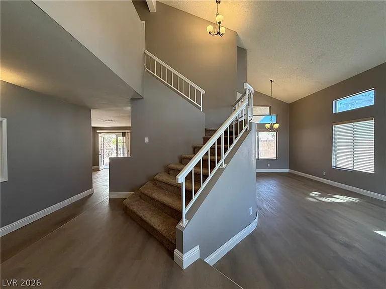 3045 Marsh Ct — Photo 4
