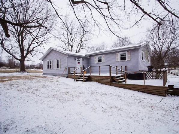 320 N Jackson St, Westfield, IL 62474