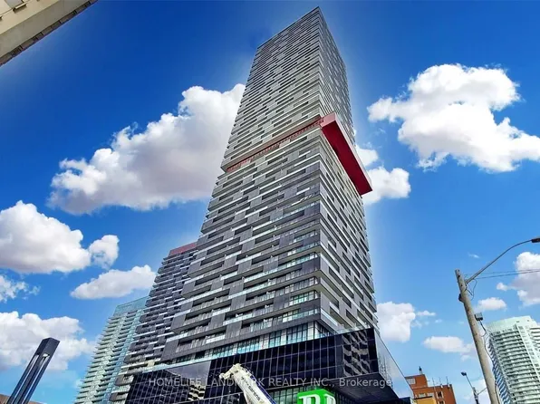 8 Eglinton Ave E, Toronto, ON