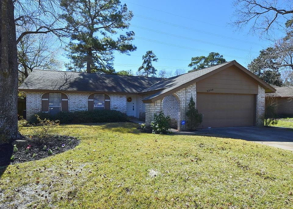 1st image of 5226 Moonshadows Dr