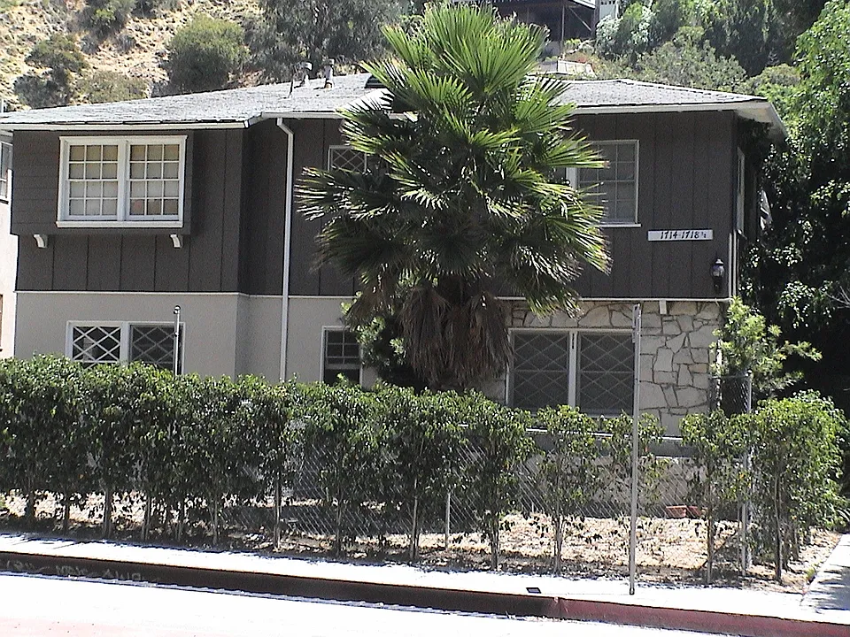 1714 laurel canyon
