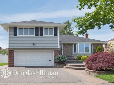11 Hillvale Rd, Syosset, NY, 11791