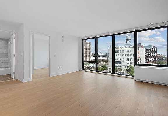 5th image of 662 Pacific St #22T