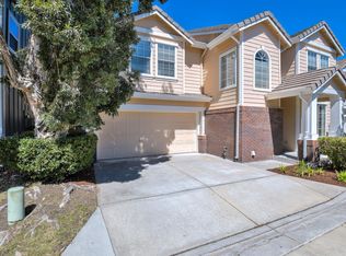 104 Manchester Ln, Belmont, CA 94002